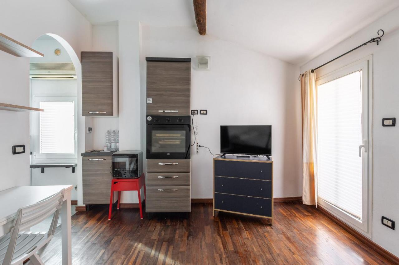 בולוניה Studio Malcontenti Con Terrazzo By Wonderful Ltaly מראה חיצוני תמונה
